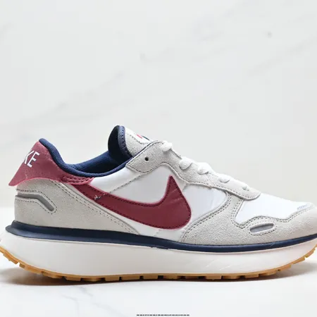 ナイキ スニーカー