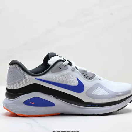 ナイキ スニーカー