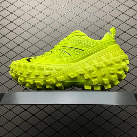 バレンシアガ スニーカー