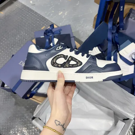 ディオール カジュアルシューズ