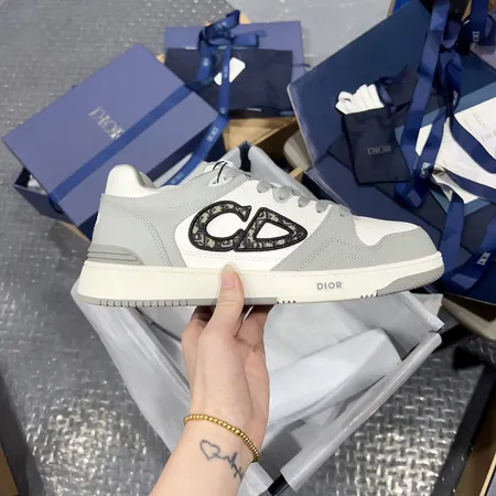 ディオール カジュアルシューズ