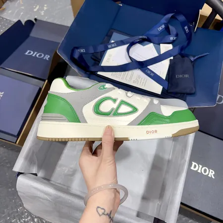 ディオール カジュアルシューズ