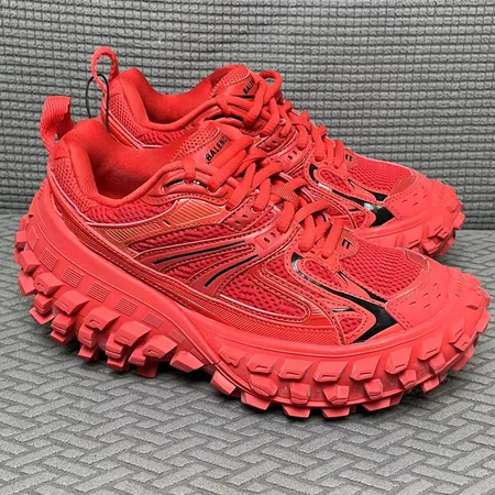 バレンシアガ スニーカー