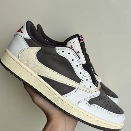 ナイキ カジュアルシューズ