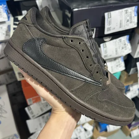 ナイキ カジュアルシューズ