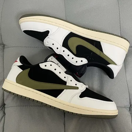 ナイキ カジュアルシューズ