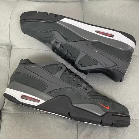 エアジョーダン スニーカー