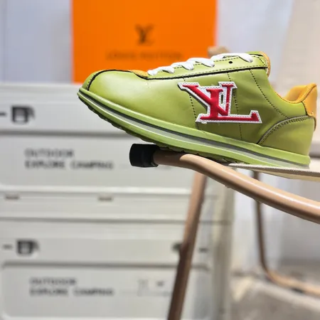 ルイヴィトン カジュアルシューズ