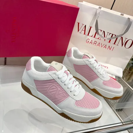 ヴァレンティノ カジュアルシューズ