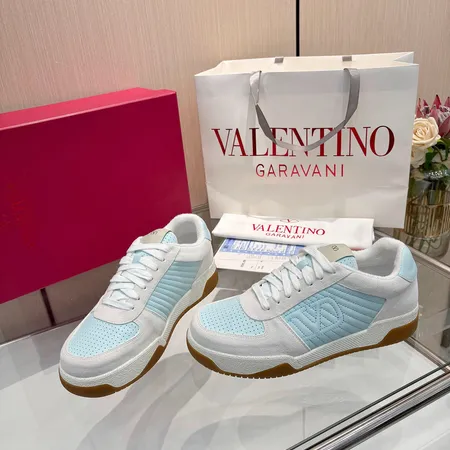 ヴァレンティノ カジュアルシューズ