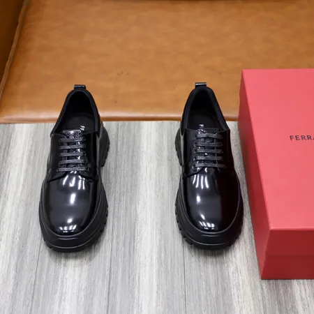 フェラガモ ビジネスシューズ