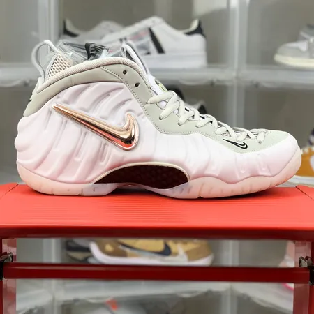 ナイキ スニーカー