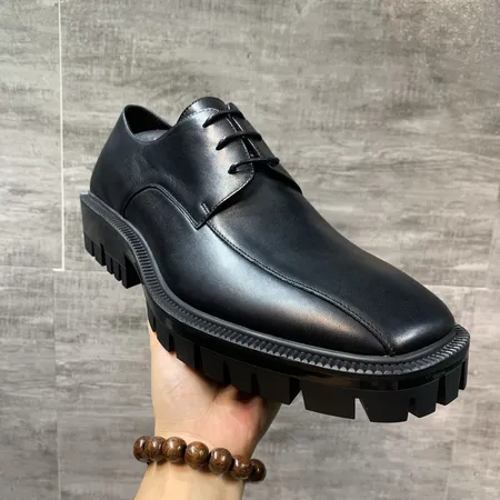 バレンシアガ ビジネスシューズ