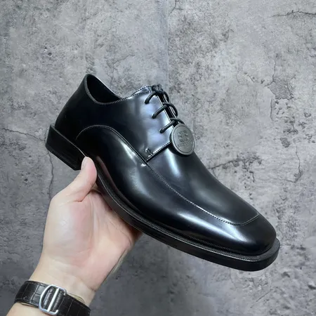 バレンシアガ ビジネスシューズ