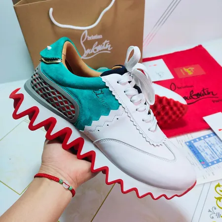 クリスチャン・ルブタン カジュアルシューズ