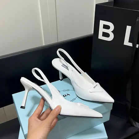 プラダ サンダル