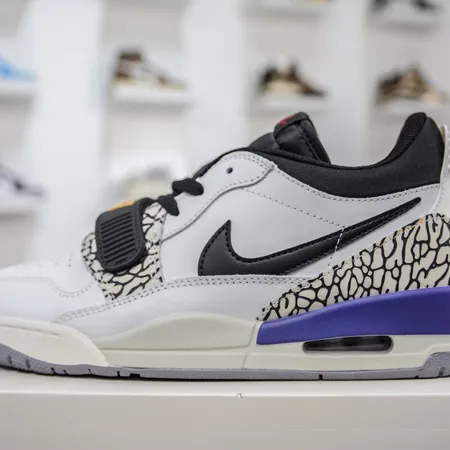 エアジョーダン スニーカー