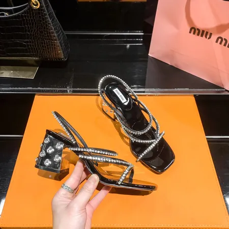 ミュウミュウ サンダル