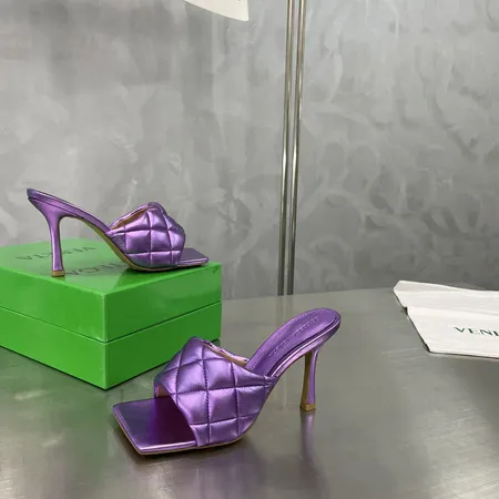 ボッテガ ヴェネタ サンダル