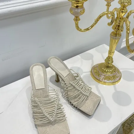 ボッテガ ヴェネタ サンダル