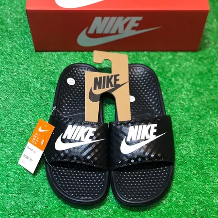 ナイキ スリッパ