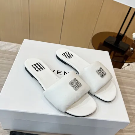 ジバンシィ スリッパ