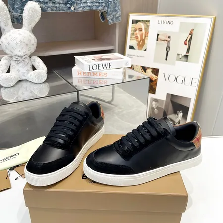 バーバリー ス スニーカー