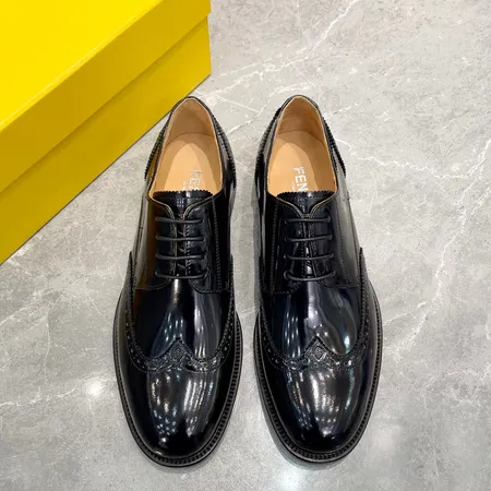 フェンディ ビジネスシューズ