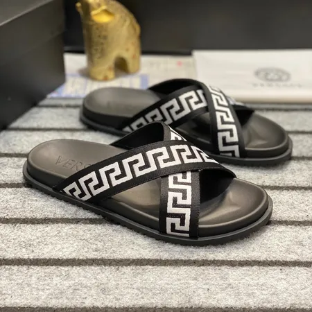 ヴェルサーチ スリッパ