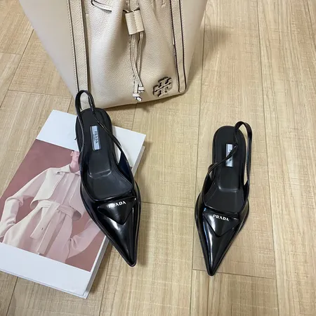 プラダ サンダル