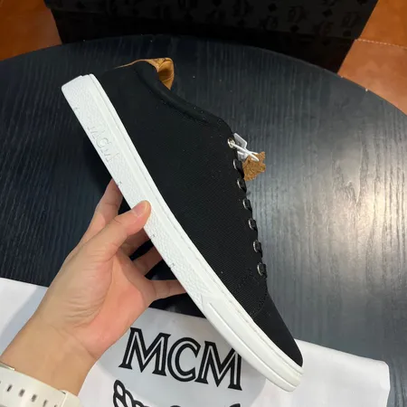 エムシーエム カジュアルシューズ