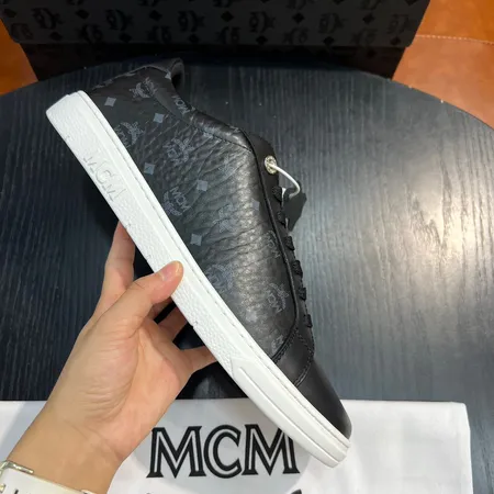 エムシーエム カジュアルシューズ