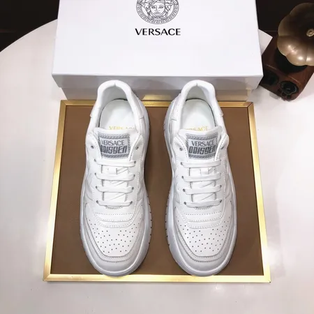 ヴェルサーチ カジュアルシューズ