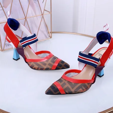 フェンディ サンダル