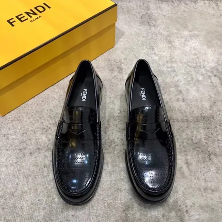 フェンディ ビジネスシューズ