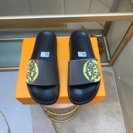 ヴェルサーチ スリッパ