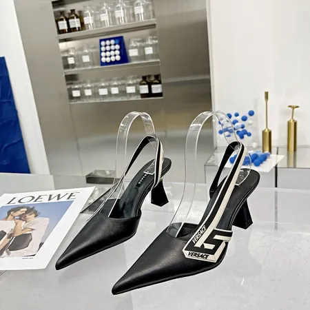 ヴェルサーチ サンダル