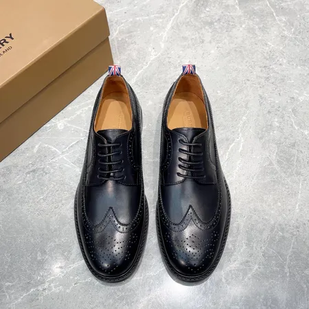 バーバリー ス ビジネスシューズ