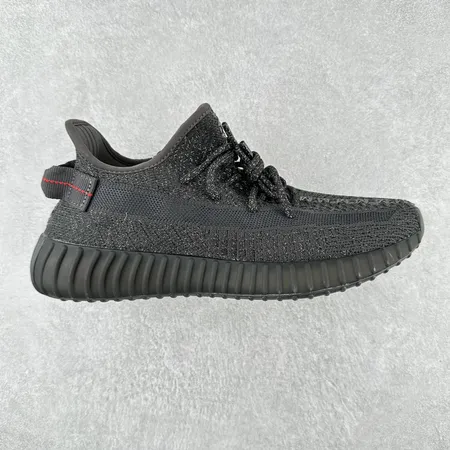 アディダス スニーカー