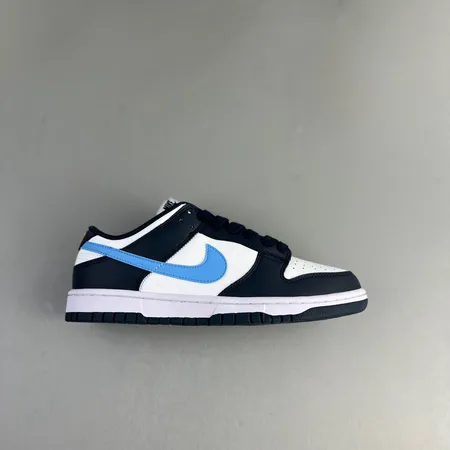 ナイキ スニーカー