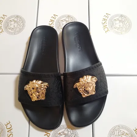 ヴェルサーチ スリッパ