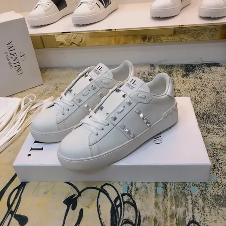 ヴァレンティノ カジュアルシューズ