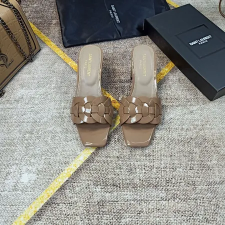 イブサンローラン スリッパ