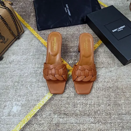 イブサンローラン スリッパ