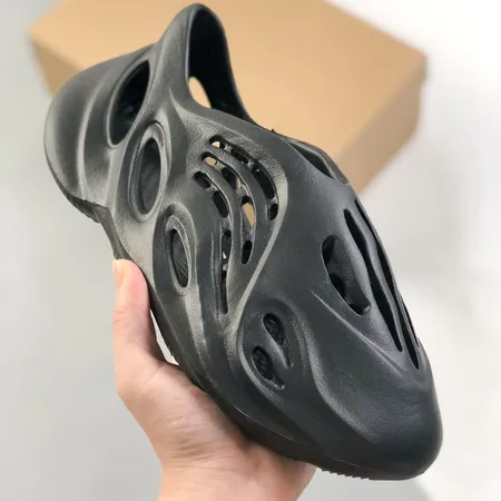 アディダス サンダル