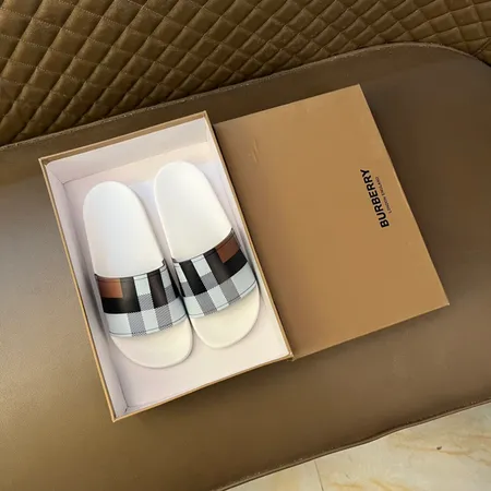 バーバリー ス スリッパ