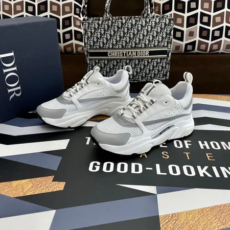 ディオール スニーカー