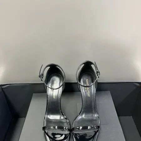 イブサンローラン サンダル