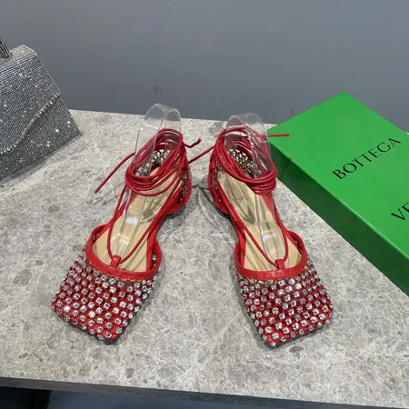 ボッテガ ヴェネタ サンダル