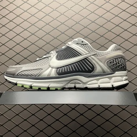 ナイキ スニーカー